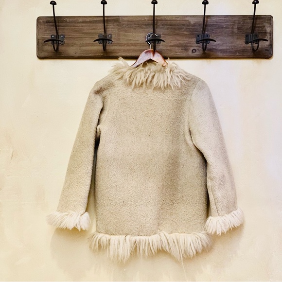 🪶Boho Vintage Tan Thick Boiled Wool Afghan Coat w/ Cream Fur Cuff Accents-M - Picture 5 of 16